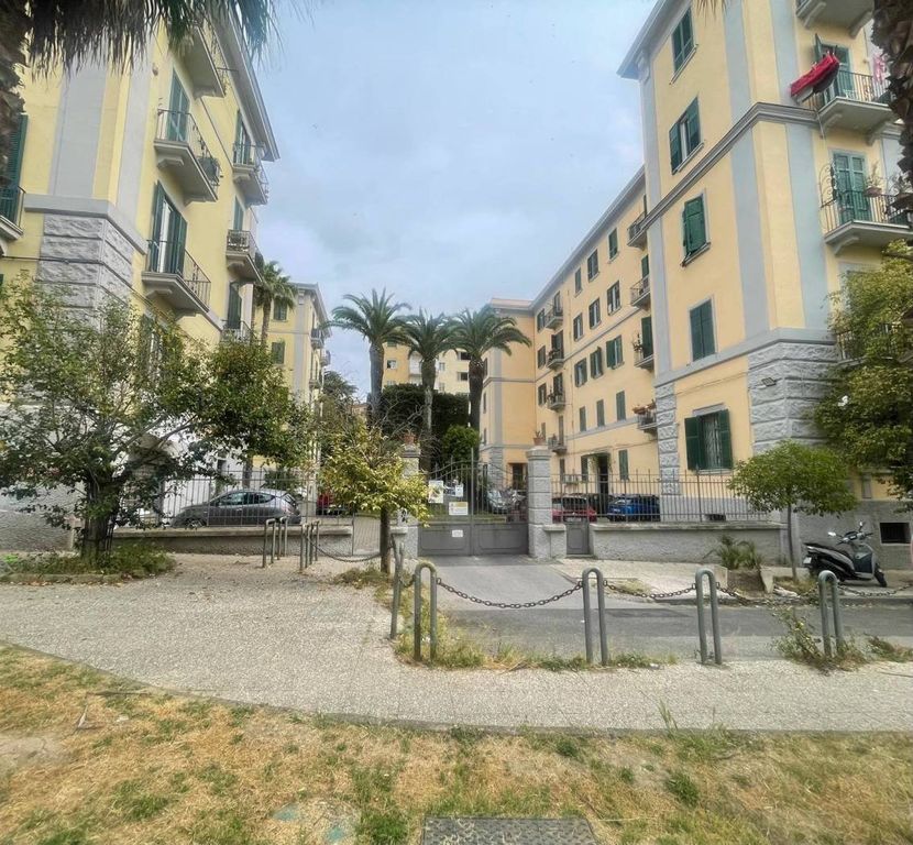 Apartment in Naples - View 2
