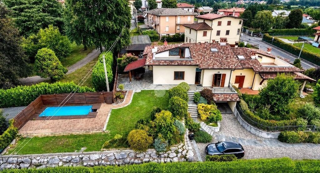 Casa – Caprino Bergamasco - Vista 2