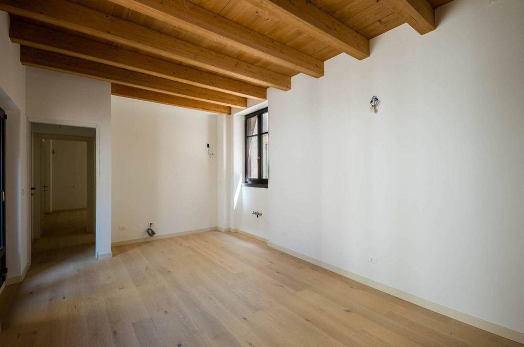 Appartamento – Verona - Vista 2
