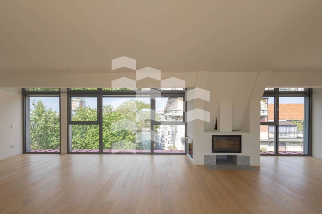 2 bedroom luxury Apartment for sale in Piazza Grandi, 13, Milan, Lombardy - Vista 2