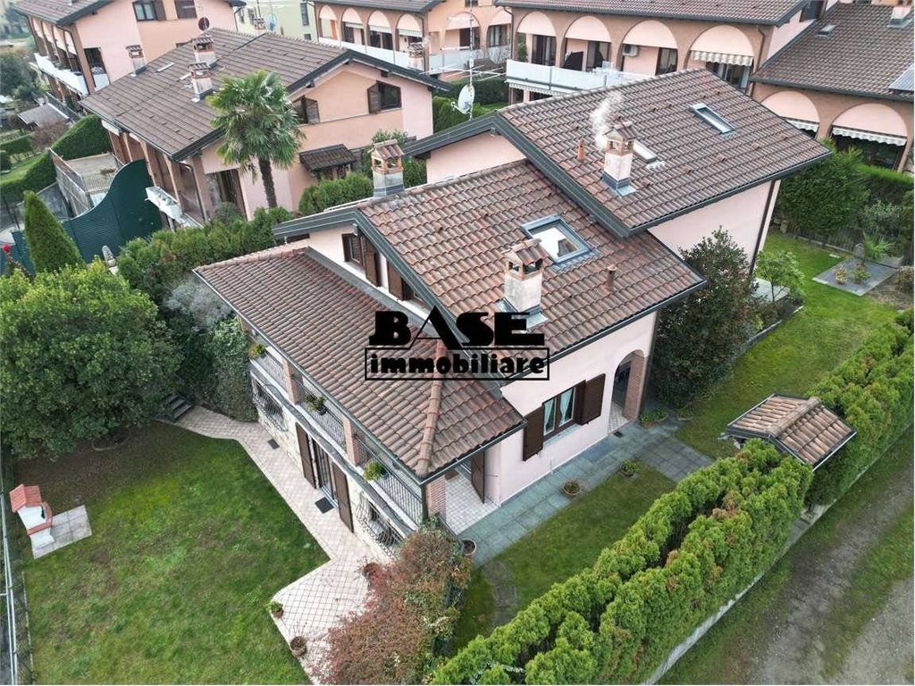 Casa – Casnate Con Bernate - Vista 2