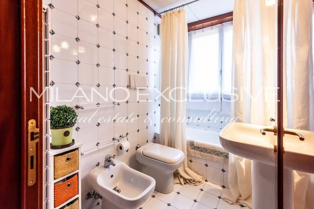 1 bedroom luxury Apartment for sale in via balestrieri, Milan, Lombardy - Vista 3
