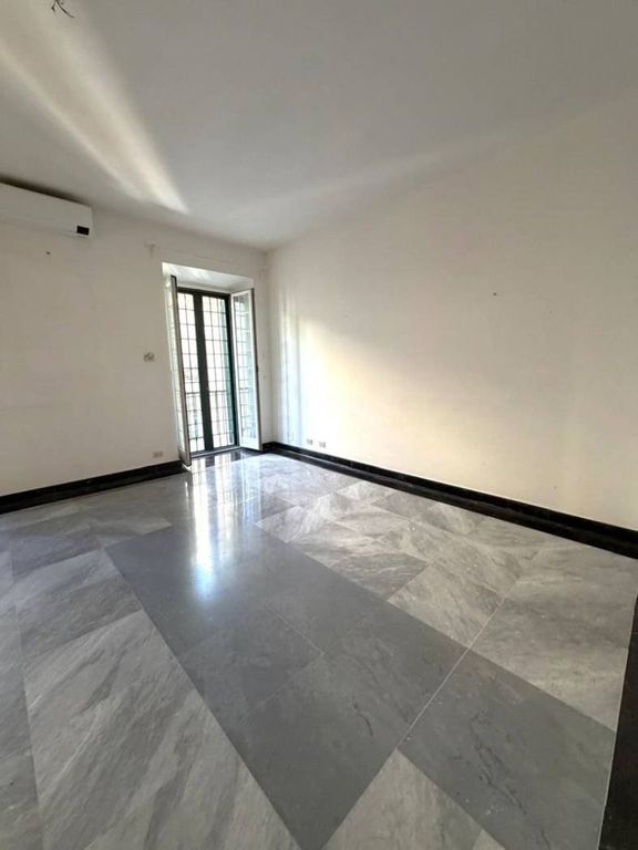 Luxury Flat for sale in Via Bradano, Rome, Latium - Vista 3