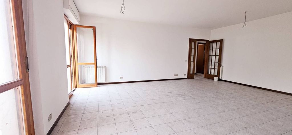 Appartamento – Carrara - Vista 3