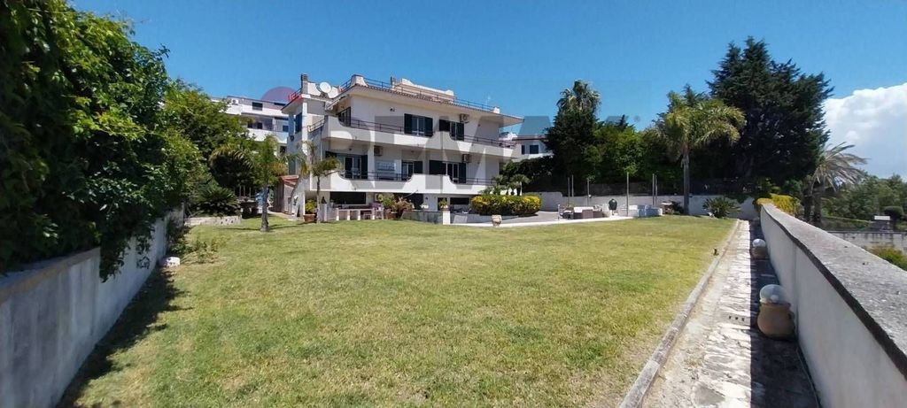 Casa – Giugliano in Campania - Vista 3
