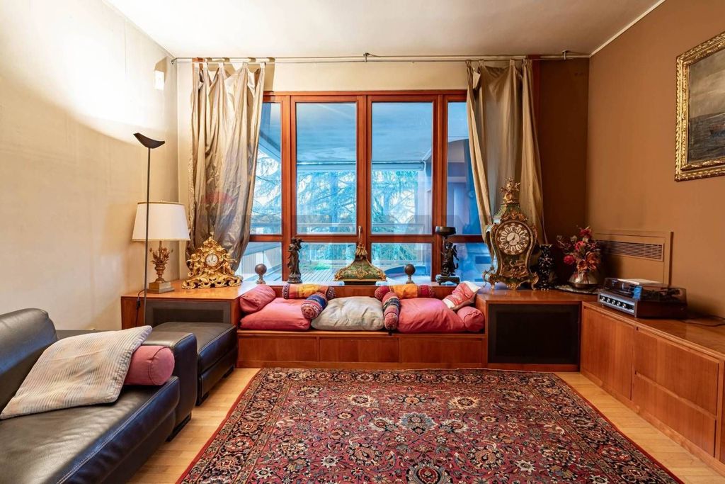 4 room luxury Flat for sale in Segrate, Lombardy - Vista 3