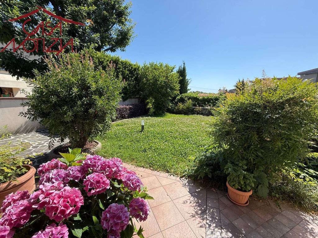 Casa – Capannori - Vista 3