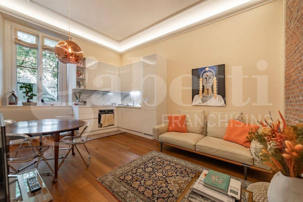 Luxury Apartment for sale in Viale Monte Nero , 66, Milan, Lombardy - Vista 3