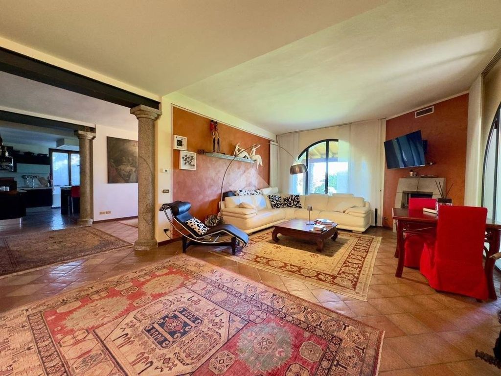 House in Crema - View 3