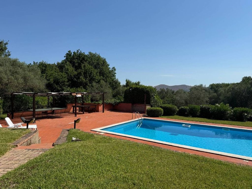 Casa – Castel Morrone - Vista 3