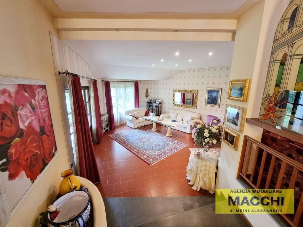 Luxury Villa for sale in Pontedera, Italy - Vista 3