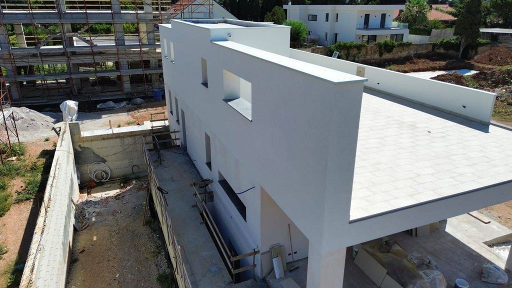 5 room luxury Villa for sale in Via Giuseppe Lanza di Scalea, 2653, Palermo, Sicily - Aanzicht 3