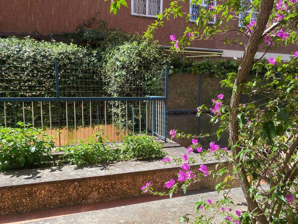 5 room luxury Flat for sale in Rome, Latium - Vista 3