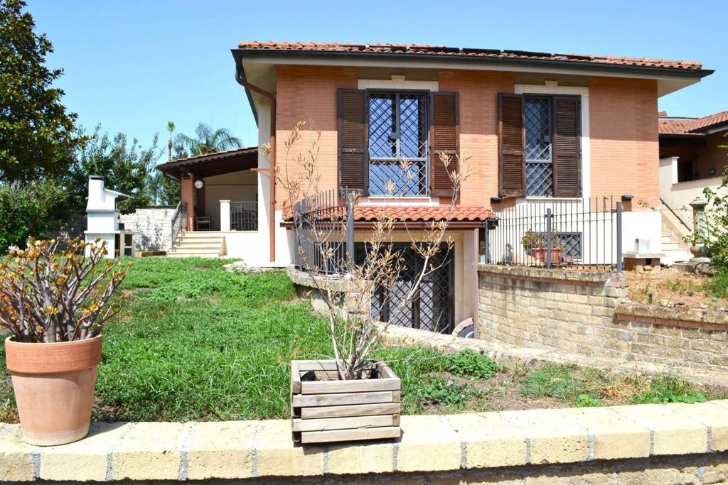 Casa – Roma, Vallerano, Municipio Roma IX - Vista 3