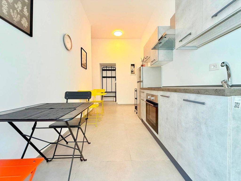 Apartment in Naples - Vista 3