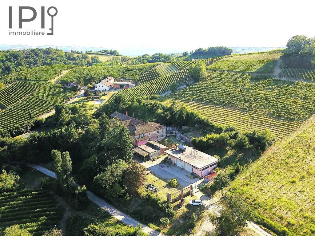 11 bedroom luxury Villa for sale in regione bagnario, 47, Strevi, Piedmont - View 3