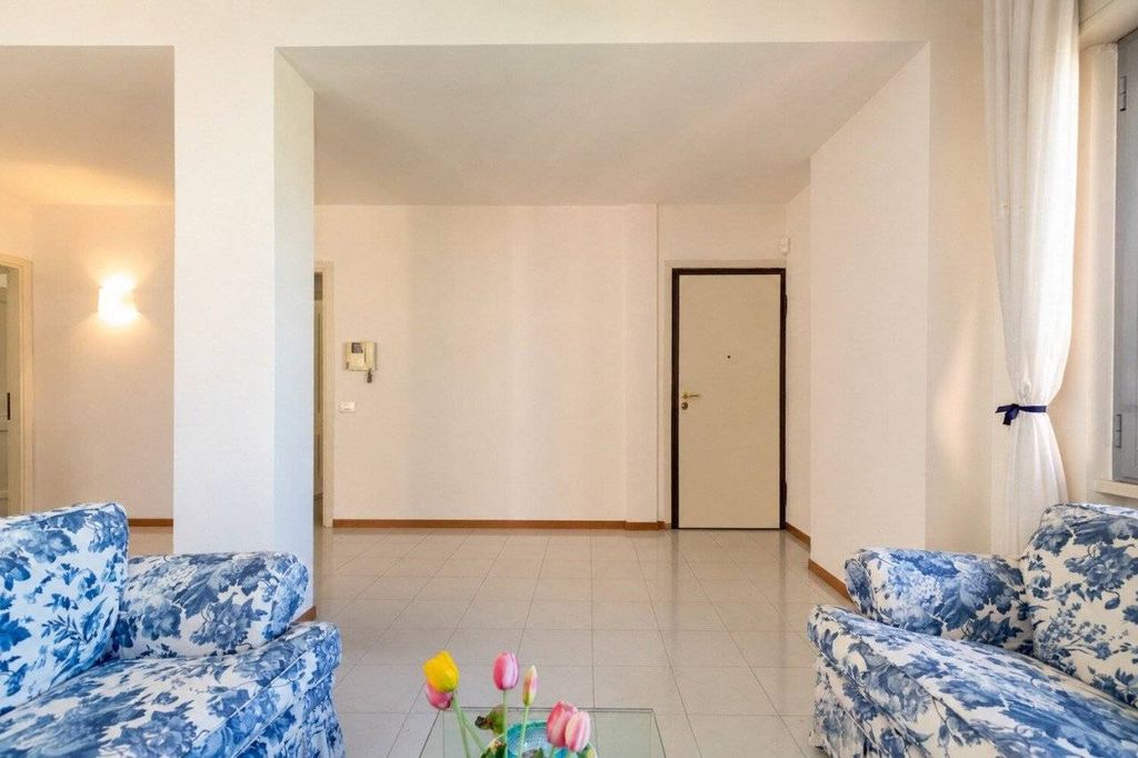 Apartment in Viareggio - Vista 3