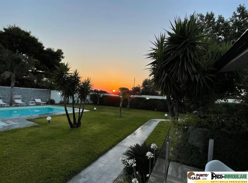 5 room luxury Villa for sale in Via Paolo Borsellino, Cinisi, Sicily - View 3