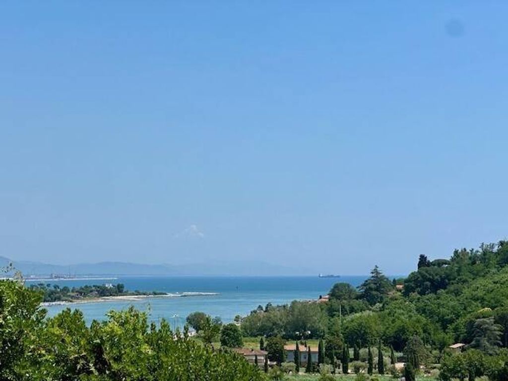 Apartment in Ameglia - View 3
