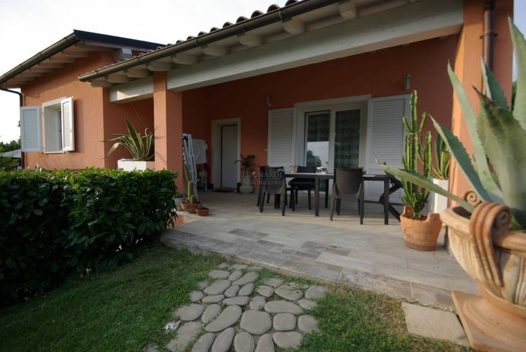Luxury Villa for sale in Via Guido Cavalcanti, San Giustino, Provincia di Perugia, Umbria - View 3