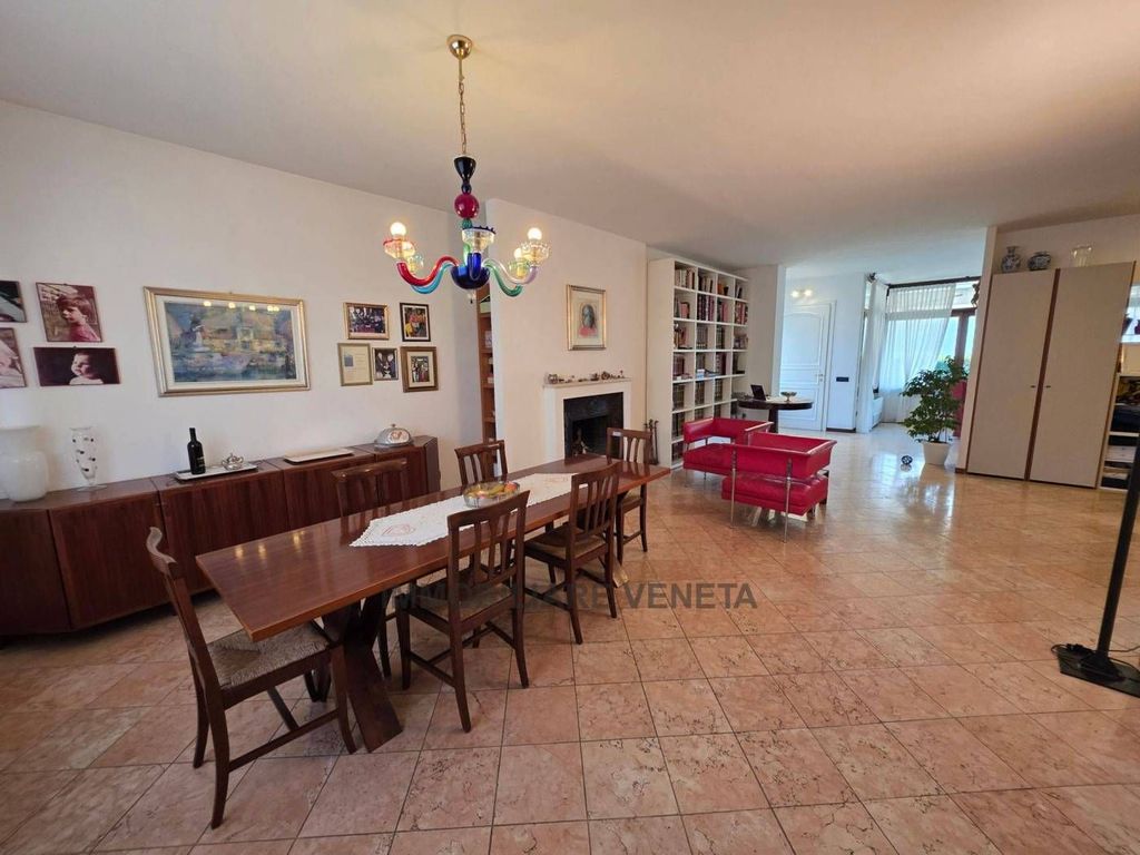 5 bedroom luxury Villa for sale in Chioggia, Veneto - View 3