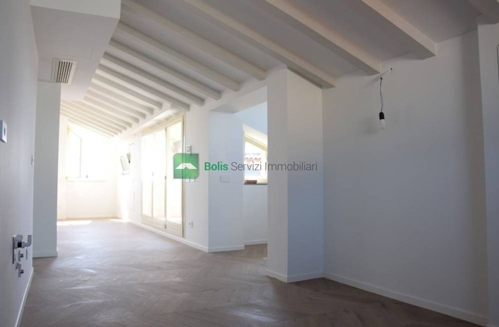 Apartment in Bergamo, Città Alta - Vista 3