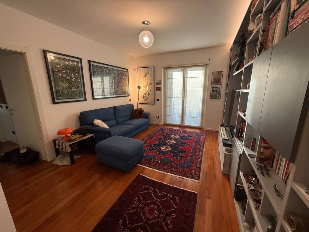 Appartamento – Milan - Vista 3