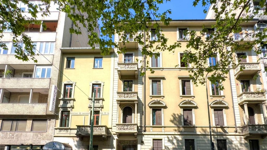 Apartment in Milan - View 3