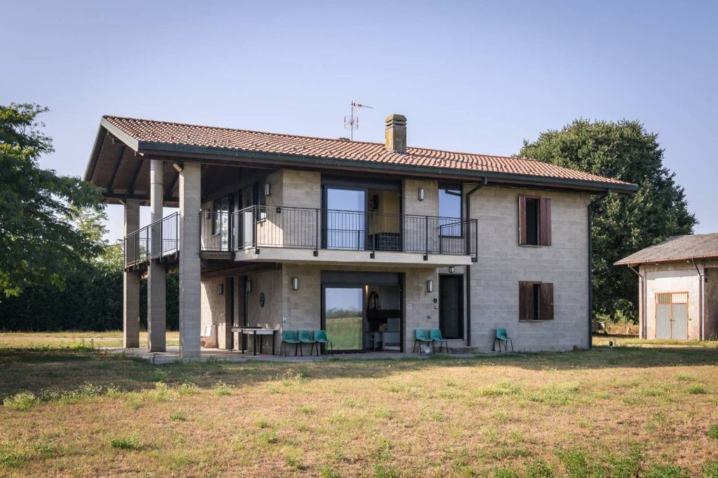 Casa – Bareggio - Vista 3