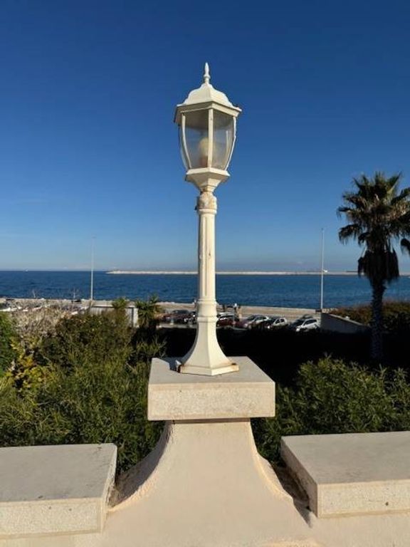 6 bedroom luxury Villa for sale in Via Tripoli, 9, Bari, Apulia - View 3