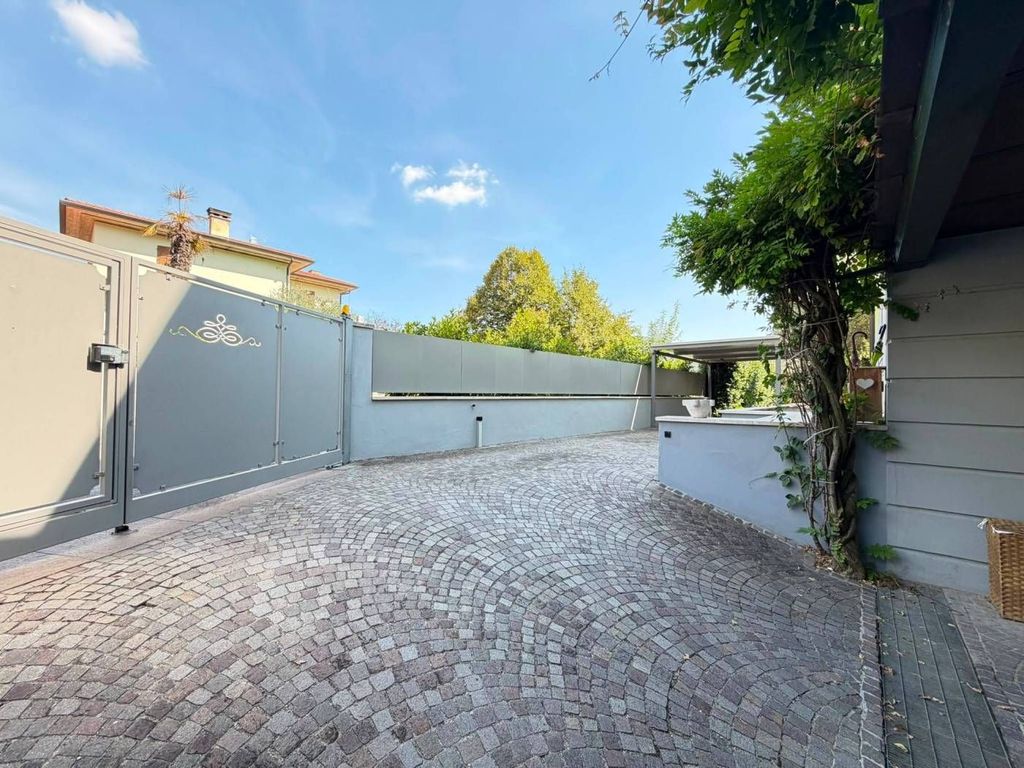 Casa – Botticino - Vista 3