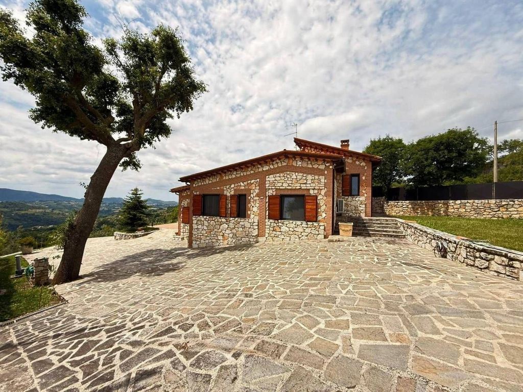 3 bedroom luxury Villa for sale in vocabolo paradiso, 4, Mompeo, Latium - View 3