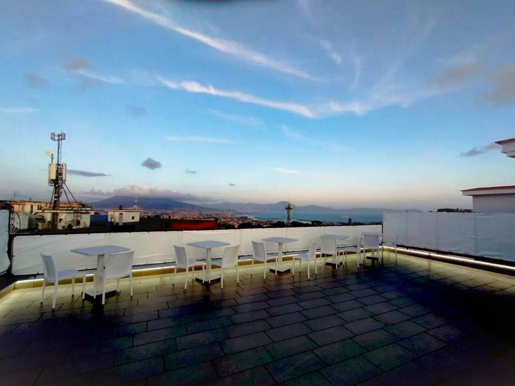 Apartment in Napoli, Municipalità 3 - Vista 3