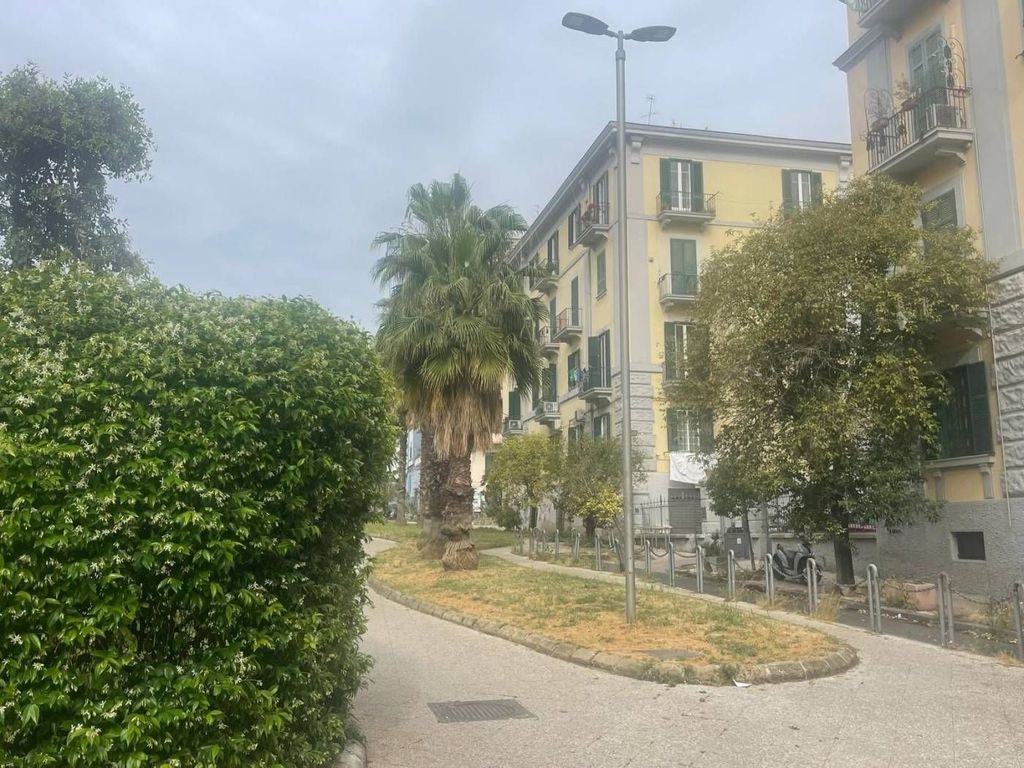 Apartment in Naples - View 3