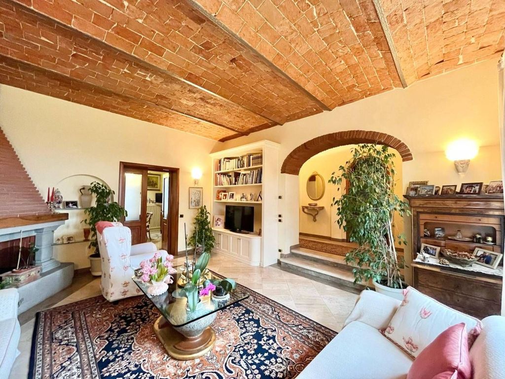 5 bedroom luxury Villa for sale in Via delle Lastre, Prato, Tuscany - Vista 3