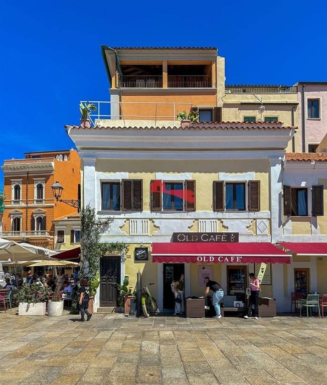 5 room luxury Flat for sale in Via Principe di Napoli, 15, La Maddalena, Sardinia - Vista 3