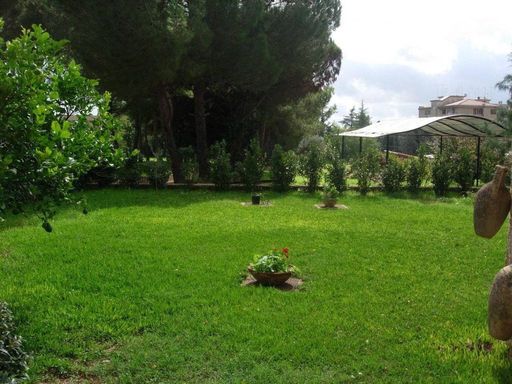 House in Caltagirone - View 3