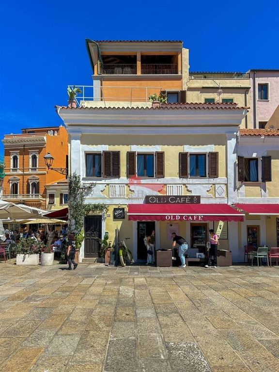 5 room luxury Flat for sale in Via Principe di Napoli, 15, La Maddalena, Sardinia - Vista 4