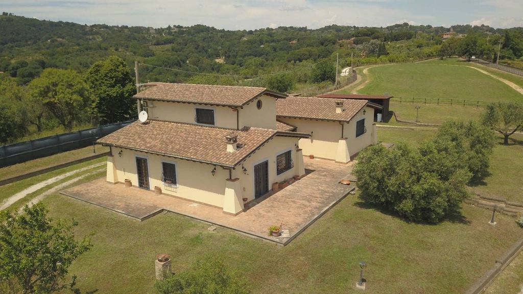 Casa – Campagnano di Roma - Vista 4