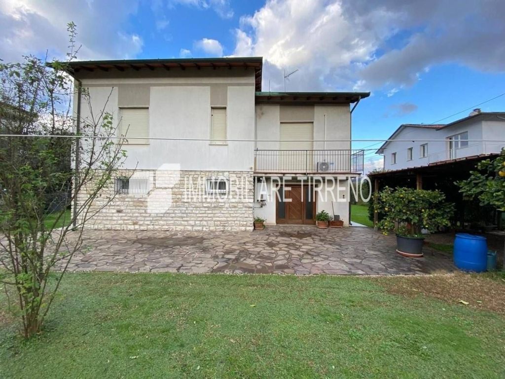 House in Massa, Rinchiostra, Marina di Massa - View 4