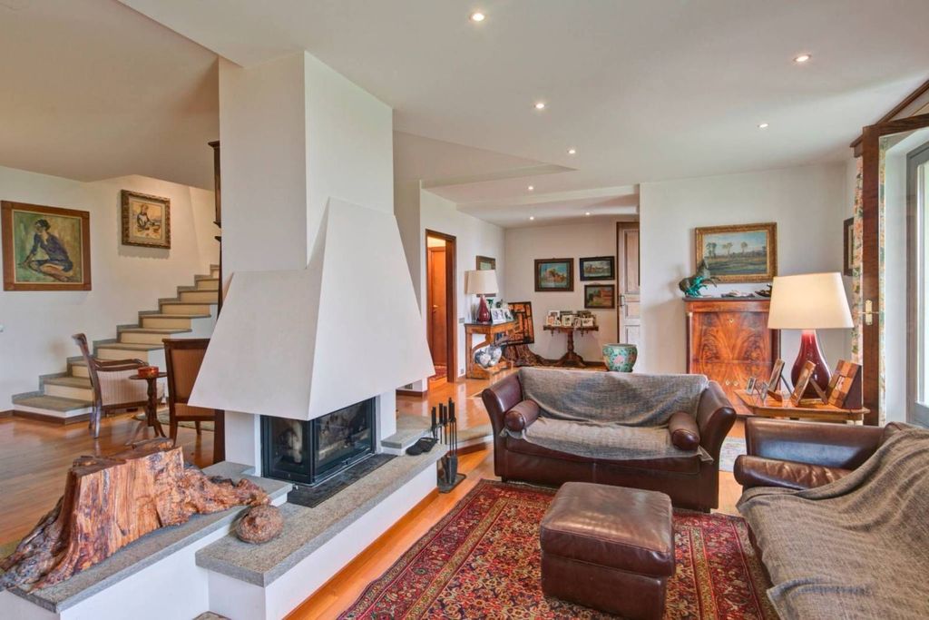 Luxury Villa for sale in Strada Belmonte, 3, Moncalieri, Province of Turin, Piedmont - View 4