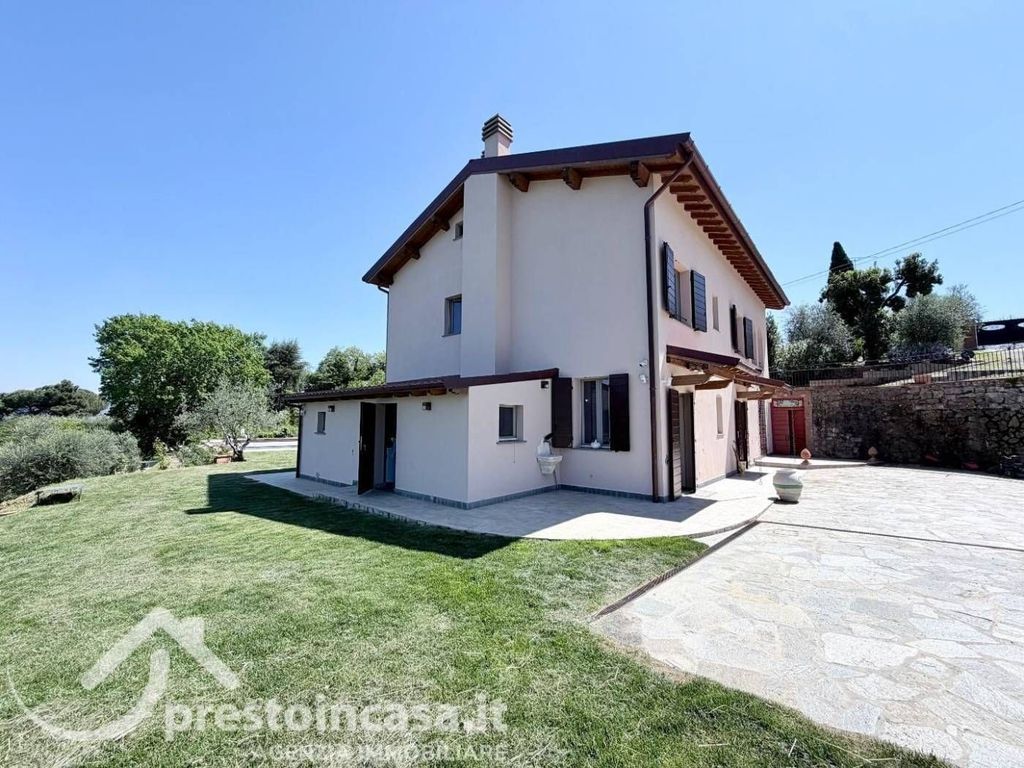 Casa – Montecarlo, Luciani - Vista 4