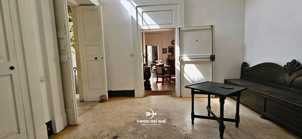 Luxury Flat for sale in Via Ascanio Grandi, Lecce, Provincia di Lecce, Apulia - Vista 4