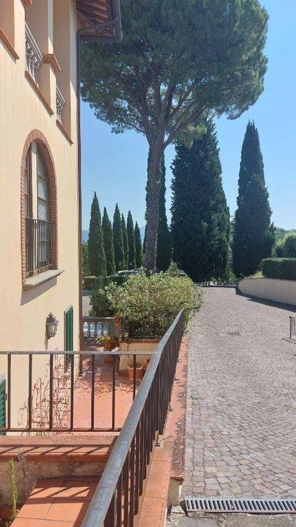 Apartment in Carmignano - Vista 4