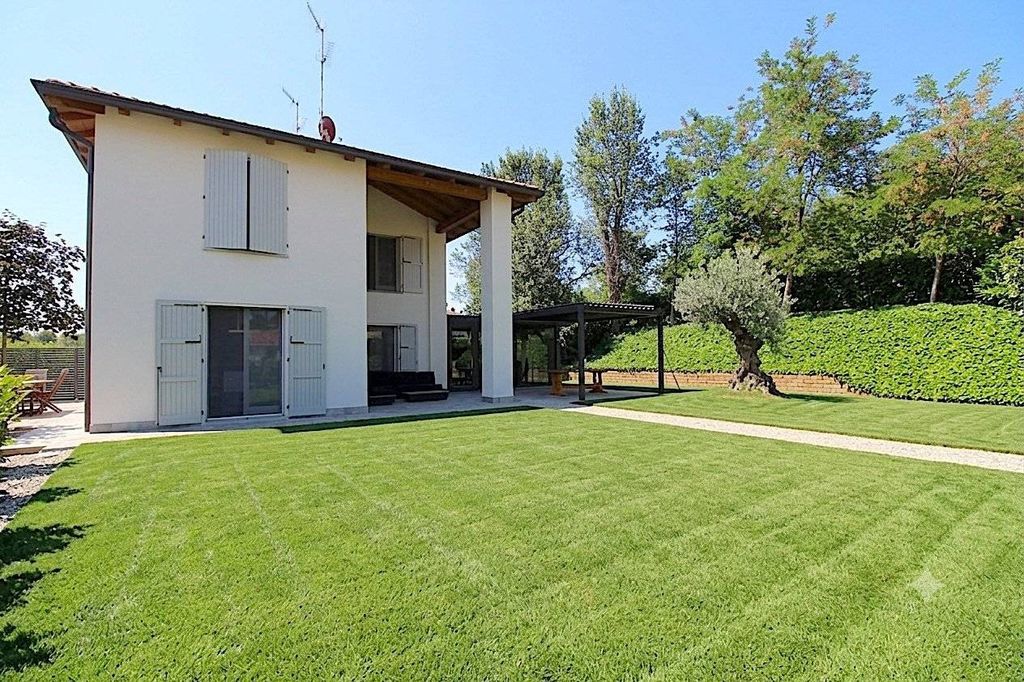 2 bedroom luxury Villa for sale in Strada Comunale San Cristoforo, Ozzano dell'Emilia, Emilia-Romagna - Vista 4