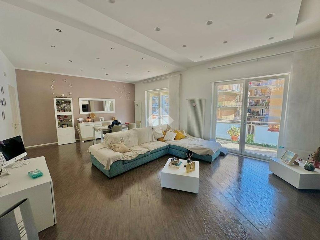 2 bedroom luxury Apartment for sale in Via domenico fontana, 109, Naples, Campania - View 4