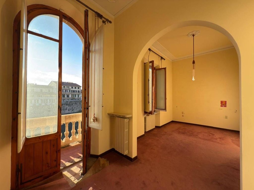 House in Prato - View 4