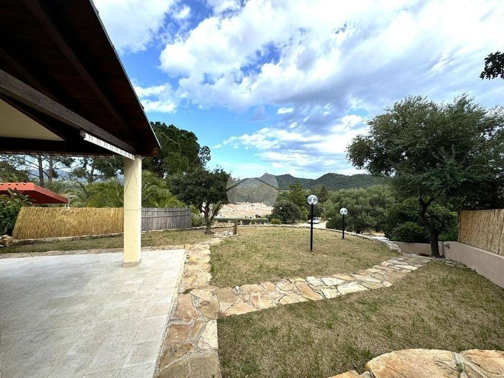 4 room luxury Villa for sale in Loc. Nuraghe Giardone, Villasimius, South Sardinia, Sardinia - View 4