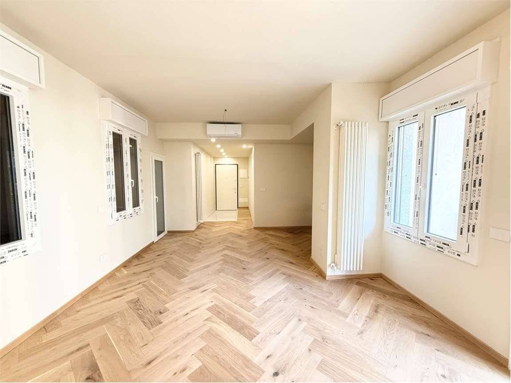 Appartamento – Milan - Vista 4