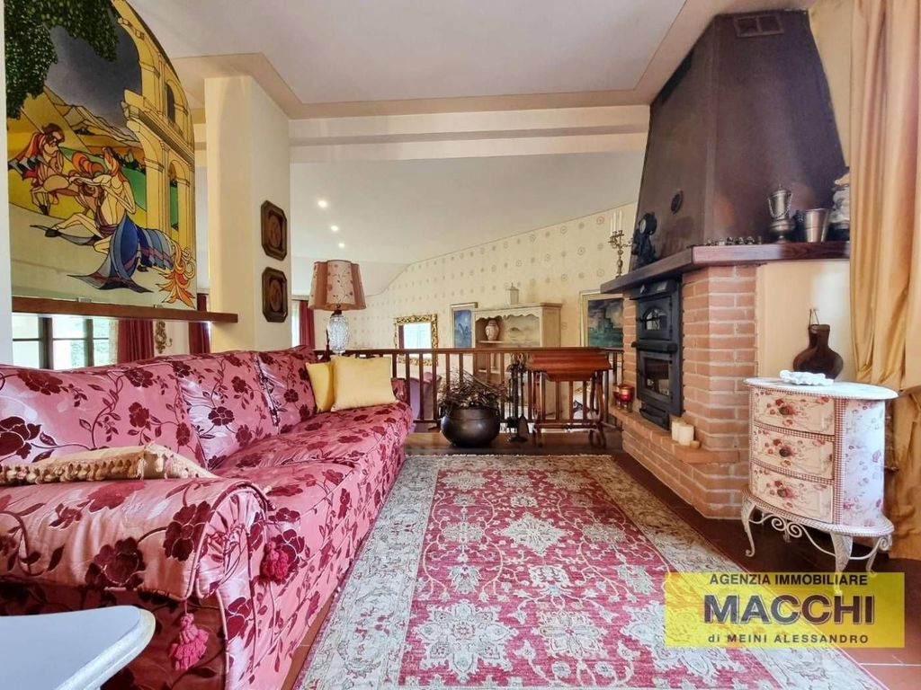 Luxury Villa for sale in Pontedera, Italy - Vista 4
